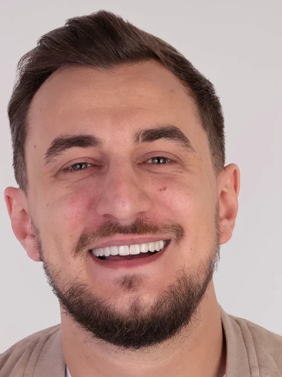 Reabilitare Orală în Trei Etape