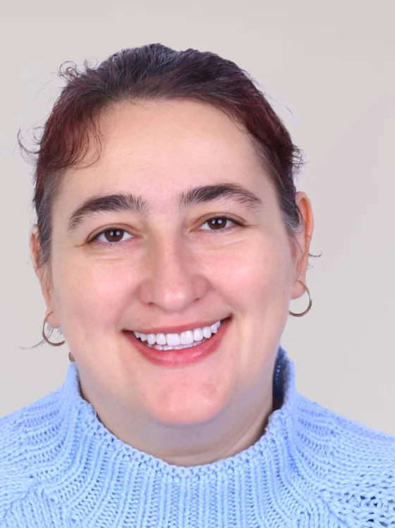 Reabilitare Orală Complexă – Ortodonție, Implanturi și Estetică Dentară