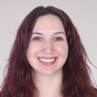 Corectarea Asimetriei Dento-Maxilare și Reabilitare Estetică
